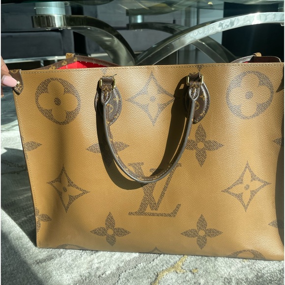 Louis Vuitton On the Go GM - Picture 2 of 7